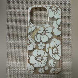 Pretty flower I Phone 13 pro phone case.